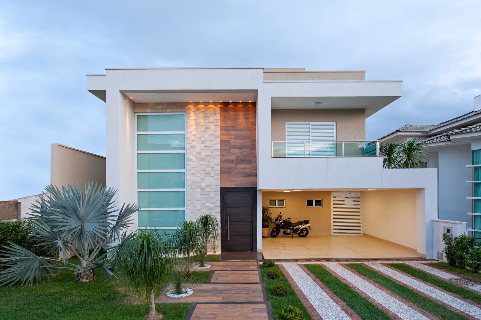 Fachada de casa moderna